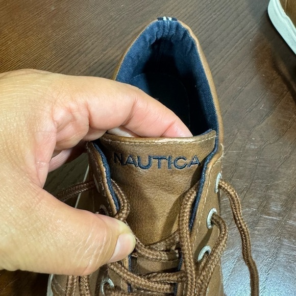 NAUTICA kids Sneakers in size 3 Great condition - Picture 8 of 10
